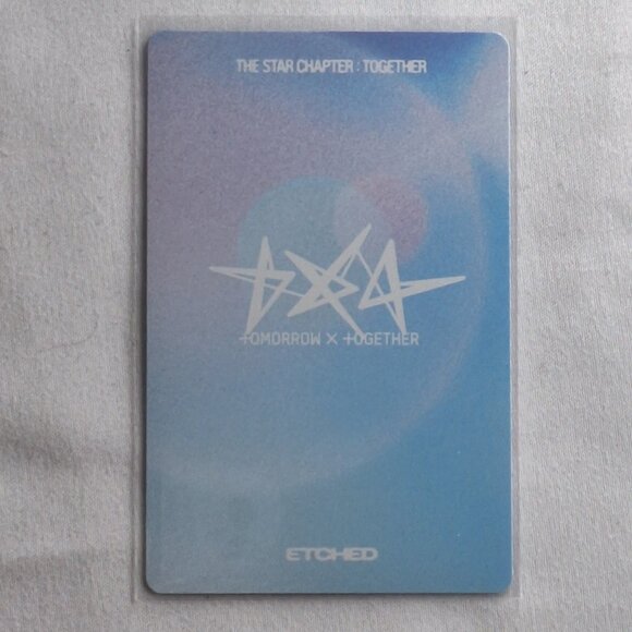 TXT The Star Chapter: TOGETHER (ETCHED VER.) Photocard - YEONJUN - Picture 2 of 2